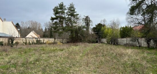 Terrain à bâtir à Émancé, Île-de-France